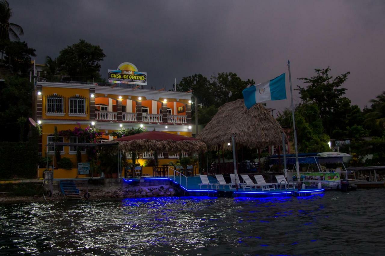 Hostal Casa De Grethel ฟลอเรส ภายนอก รูปภาพ
